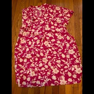 Time and Tru. Pink with white leaves and flowers background with pockets